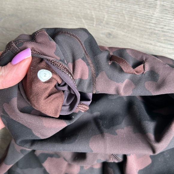 Lululemon Camo leggings - Picture 2 of 3